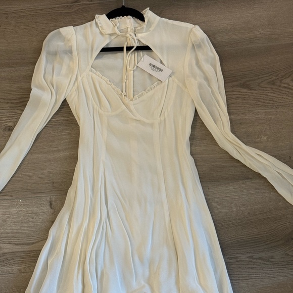 Reformation Vivienne Dress - Picture 3 of 5